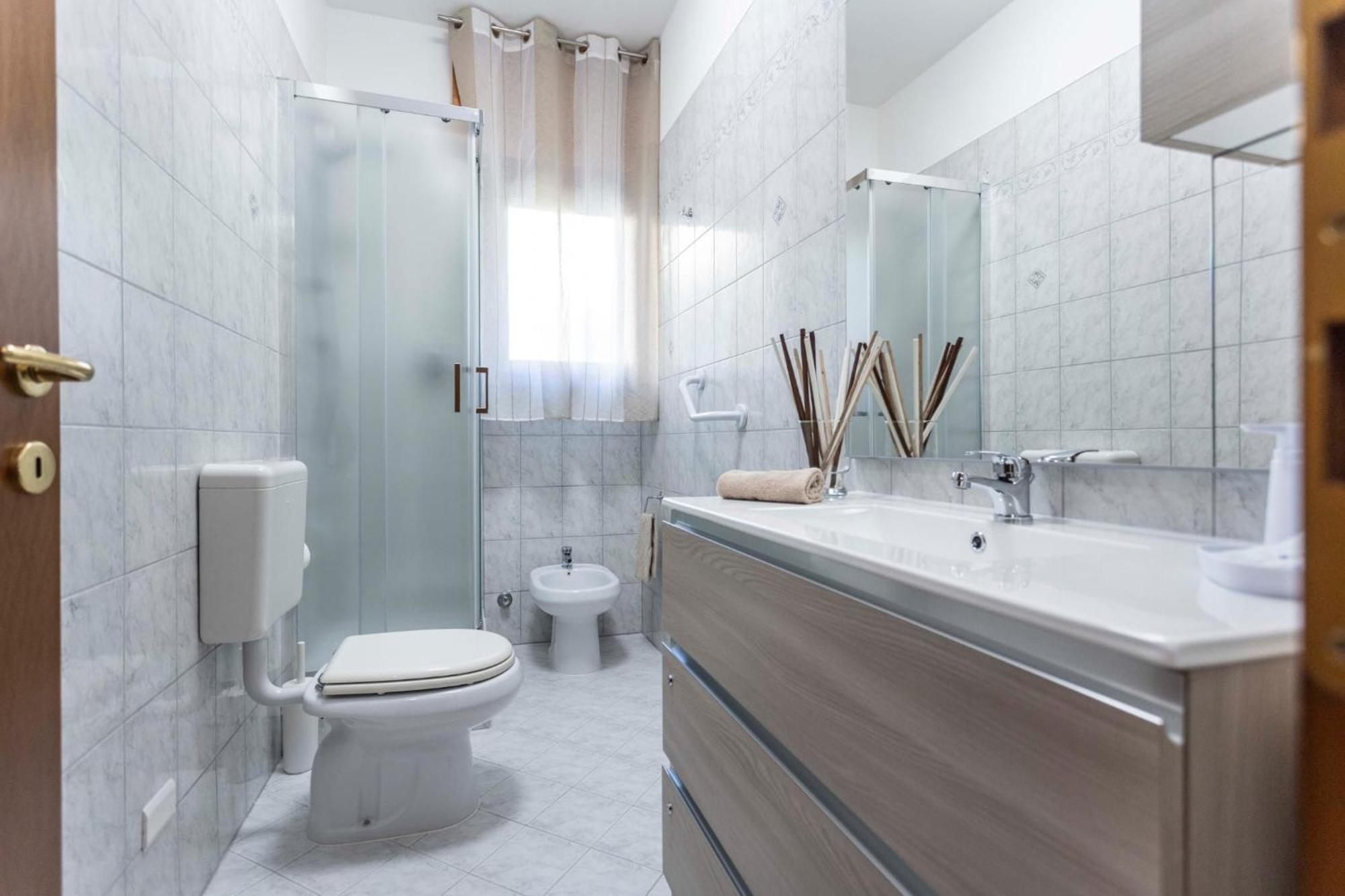 Ca' Ida - Affitti Temporanei Apartment ตูริน ภายนอก รูปภาพ